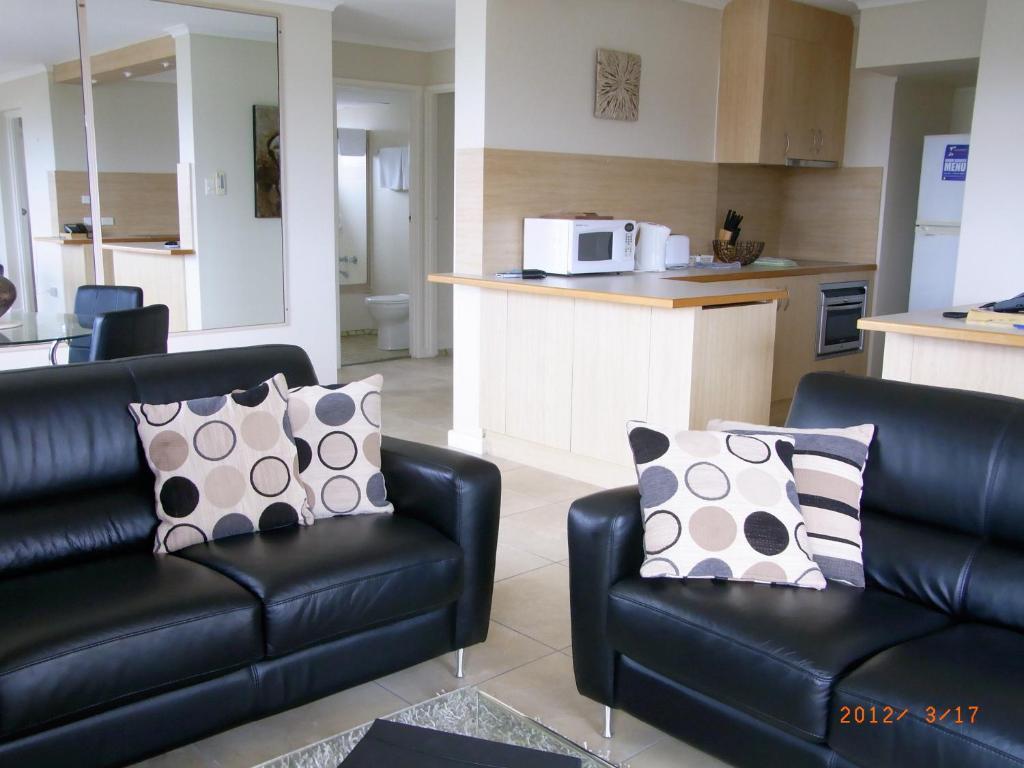 Coral Towers Holiday Suites Кернс Стая снимка